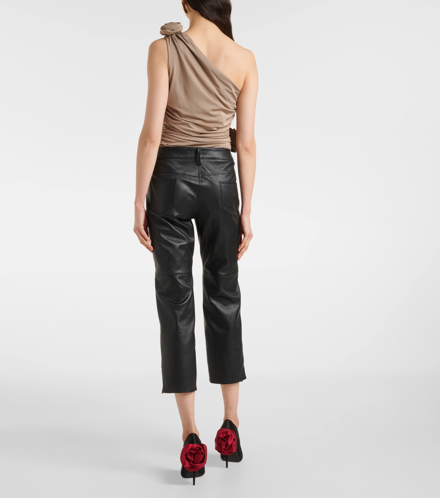 Low-rise leather capris - 3