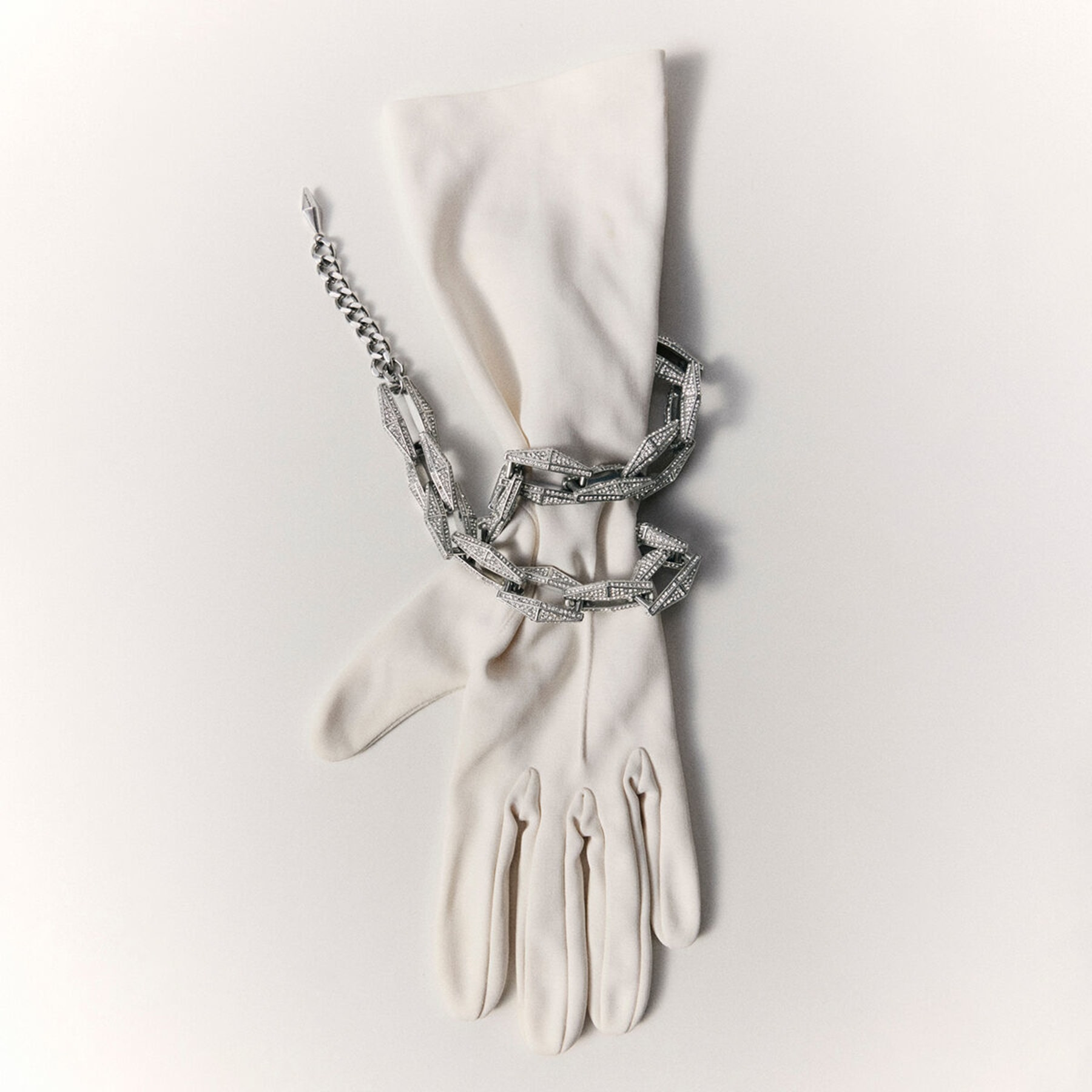 Diamond Chain Necklace
Silver-Finish Chain Necklace with Pave Crystals - 7