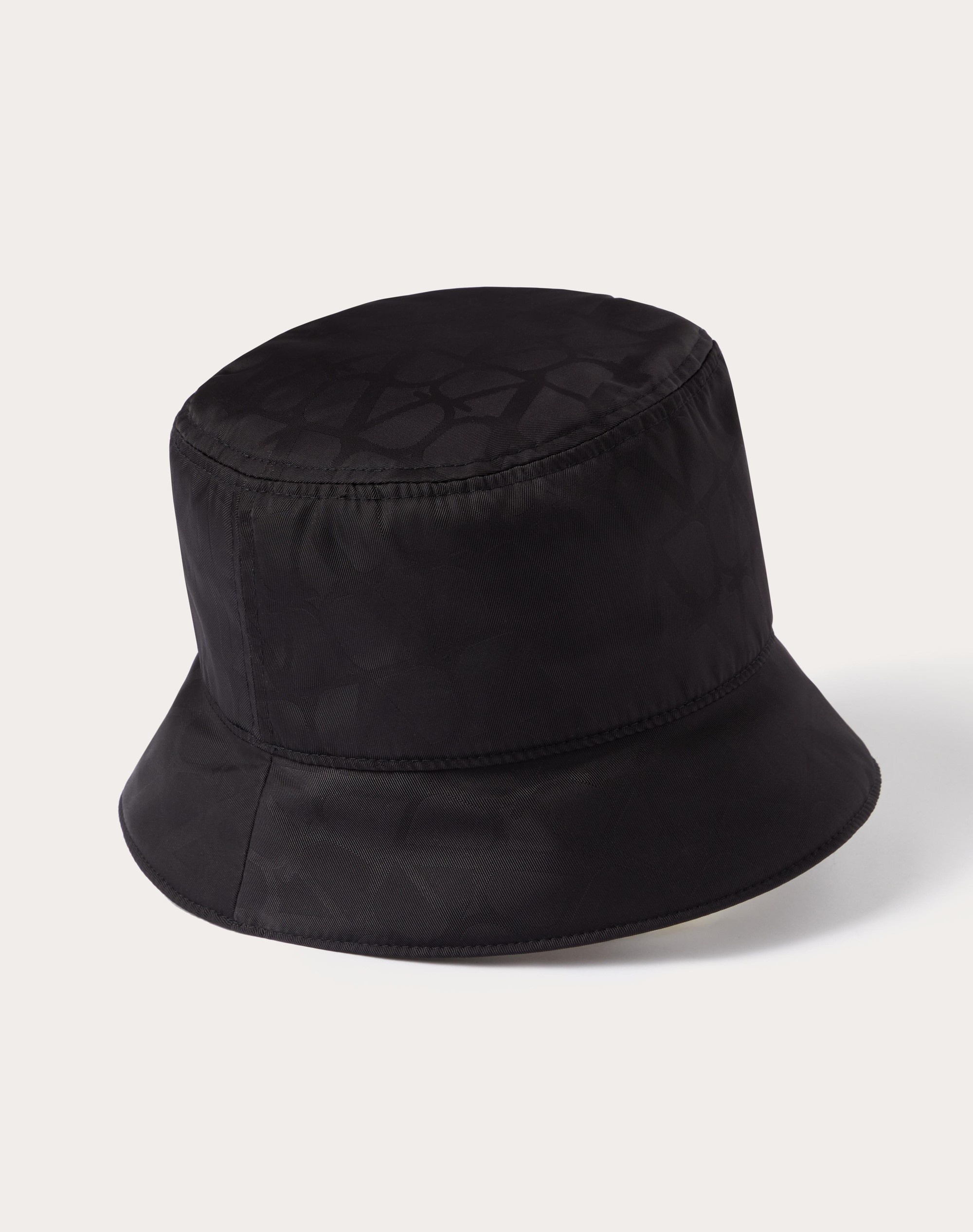 TOILE ICONOGRAPHE REVERSIBLE NYLON BUCKET HAT WITH CLUTCH - 3