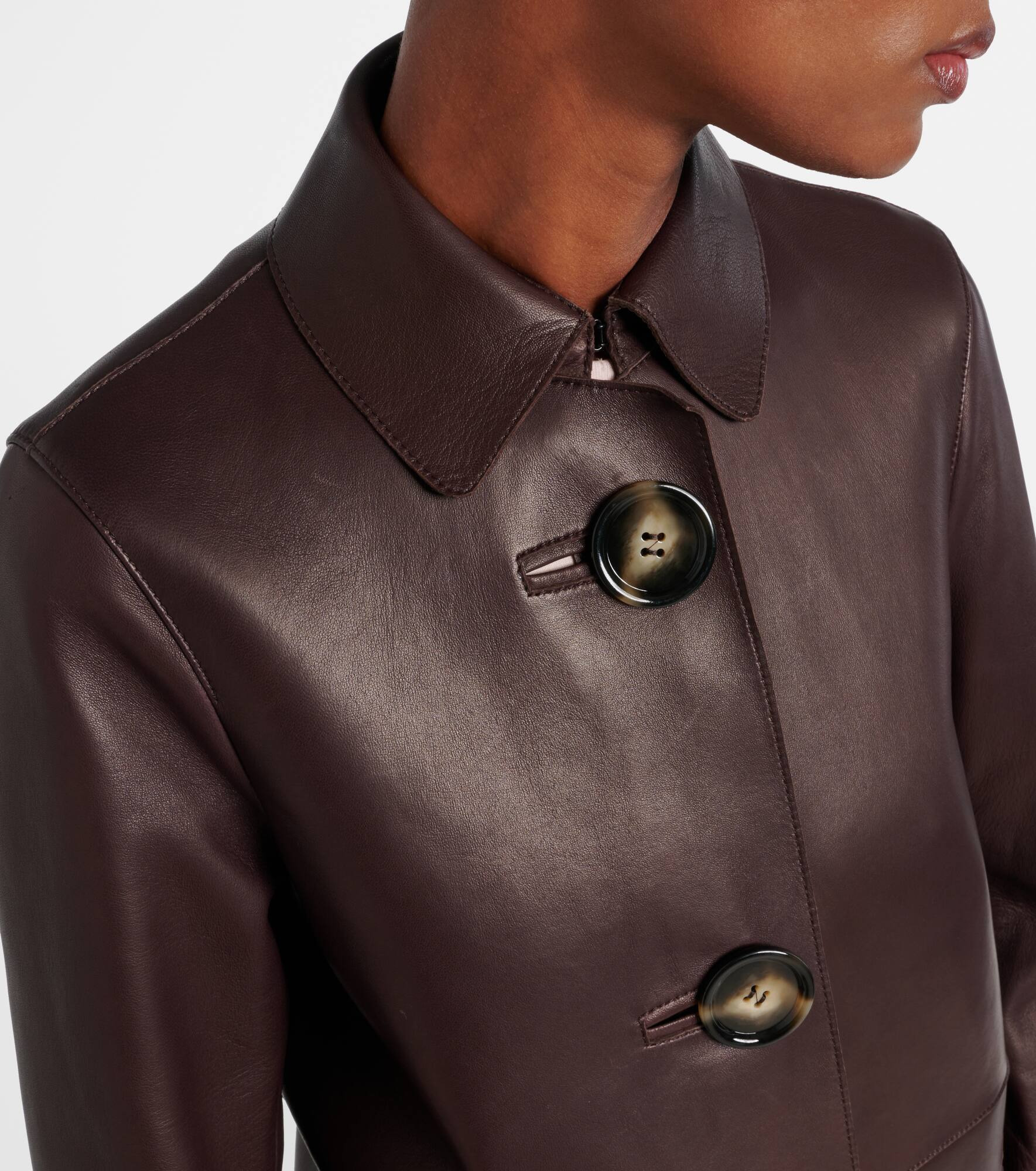 Leather coat - 4