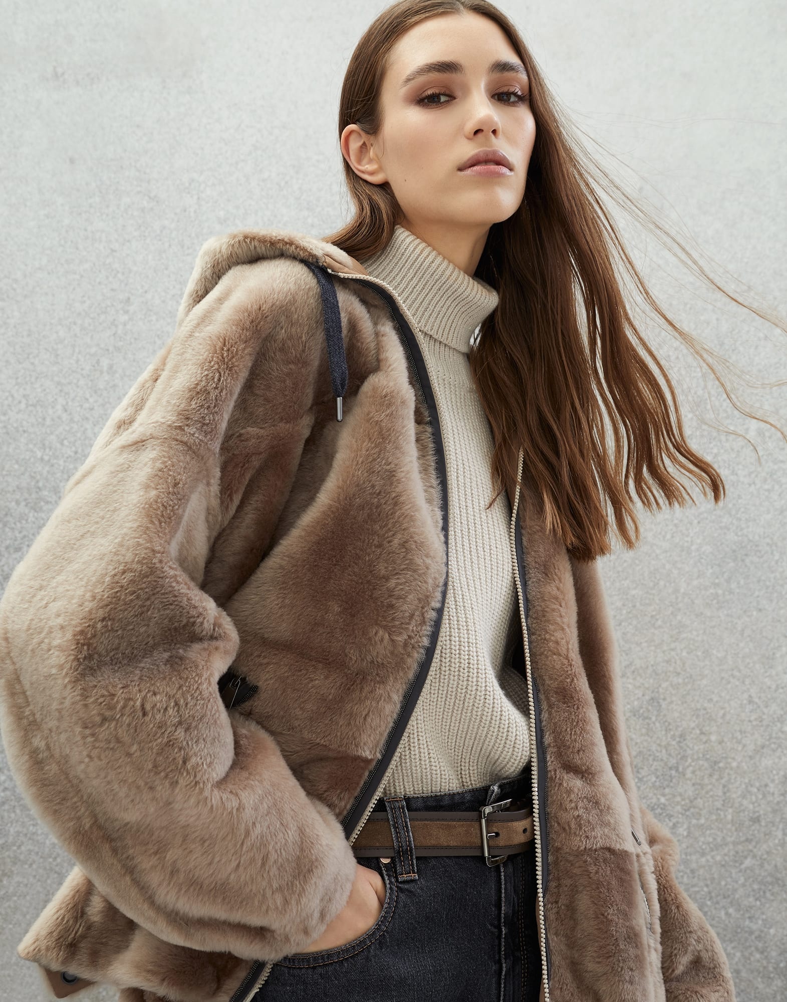 Reversible shearling parka with shiny trim - 4