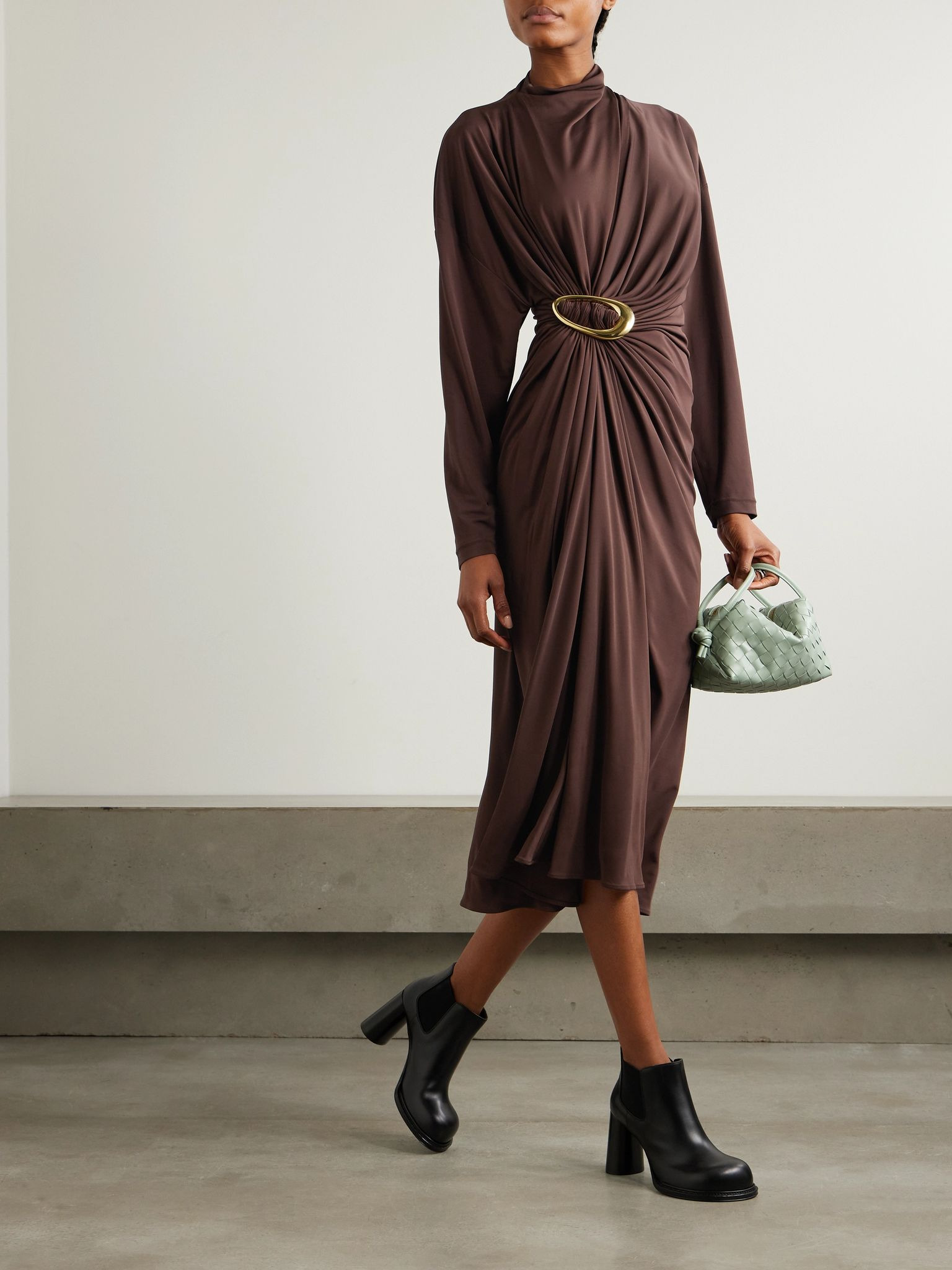 Gathered embellished crepe-jersey midi dress Brown - 2