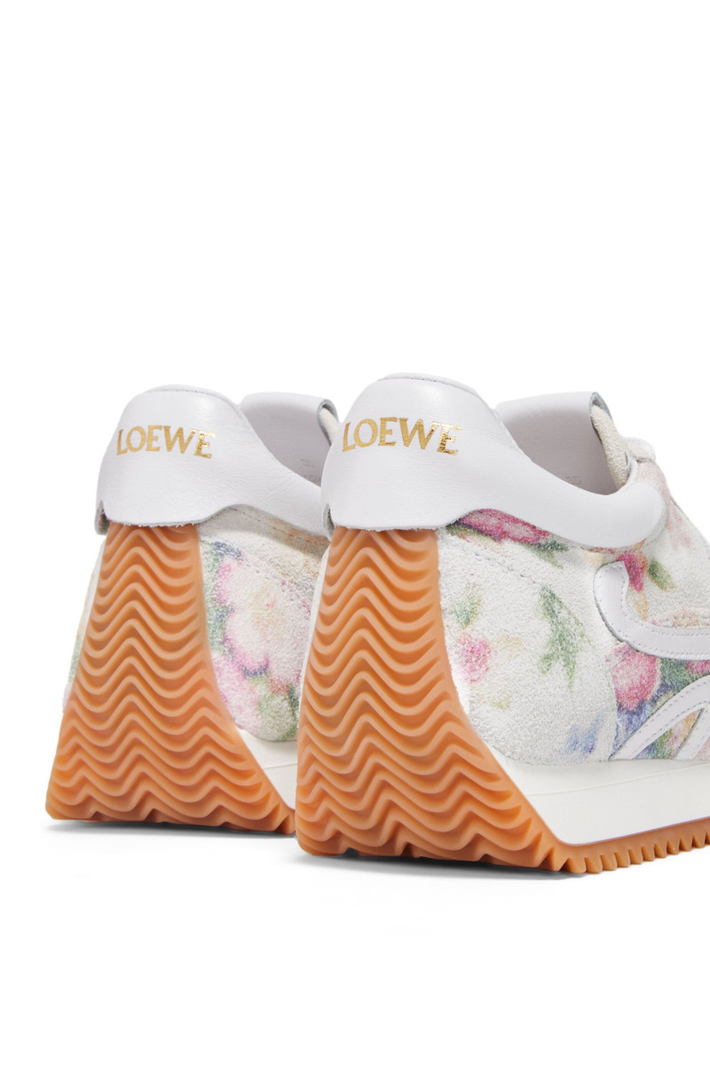 Flow Runner in brushed suede 4