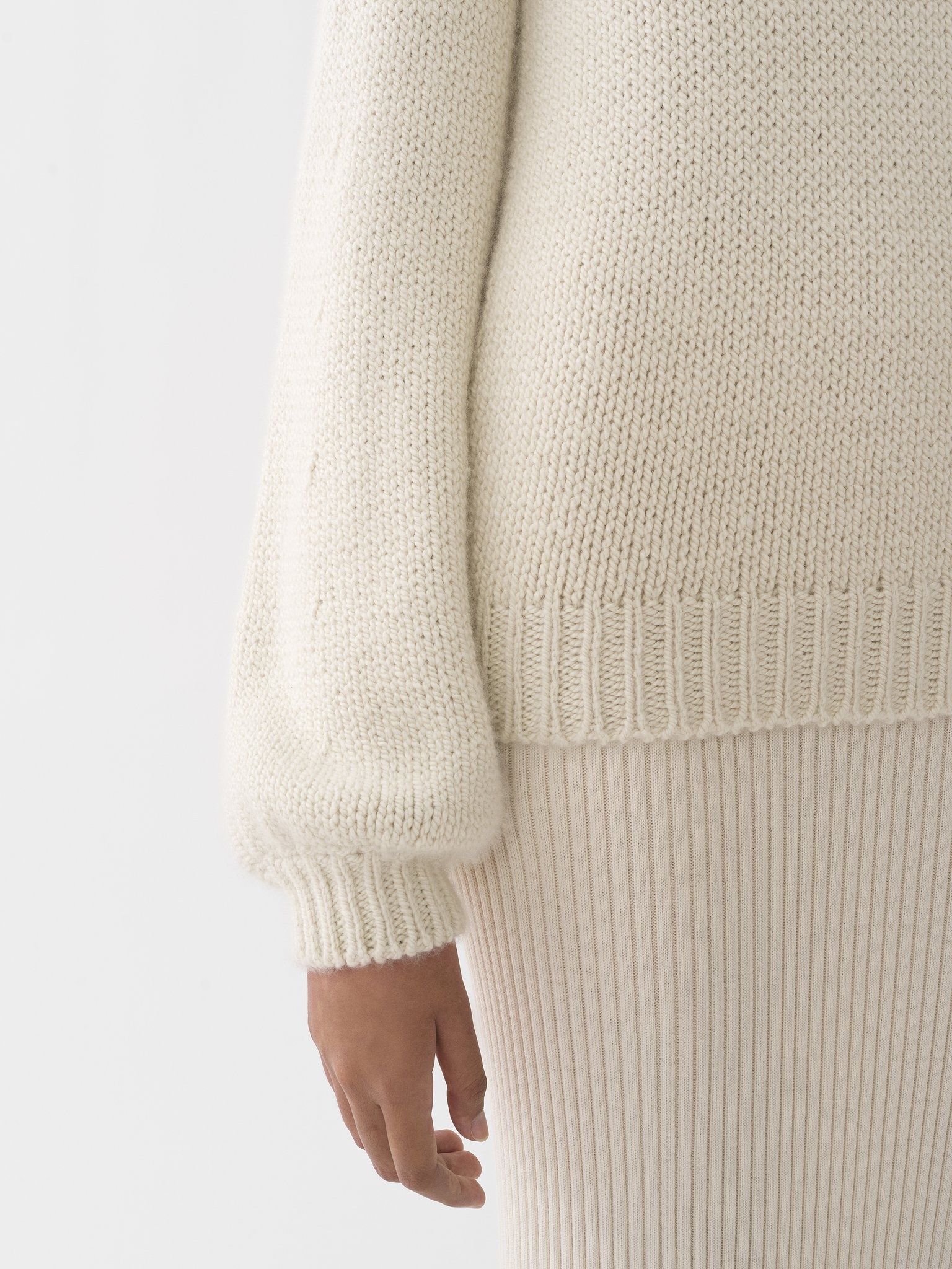 PUFF-SLEEVE CHUNKY SWEATER - 6