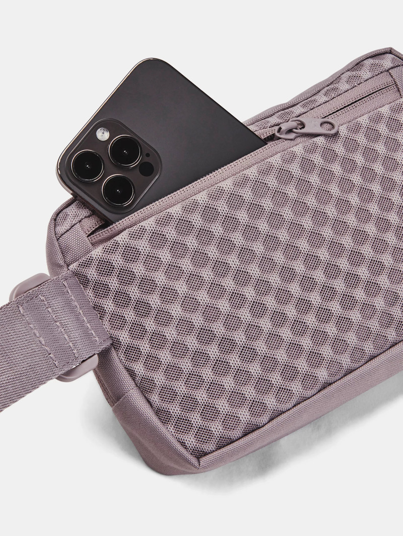 UA Loudon Waist Bag Crossbody 3