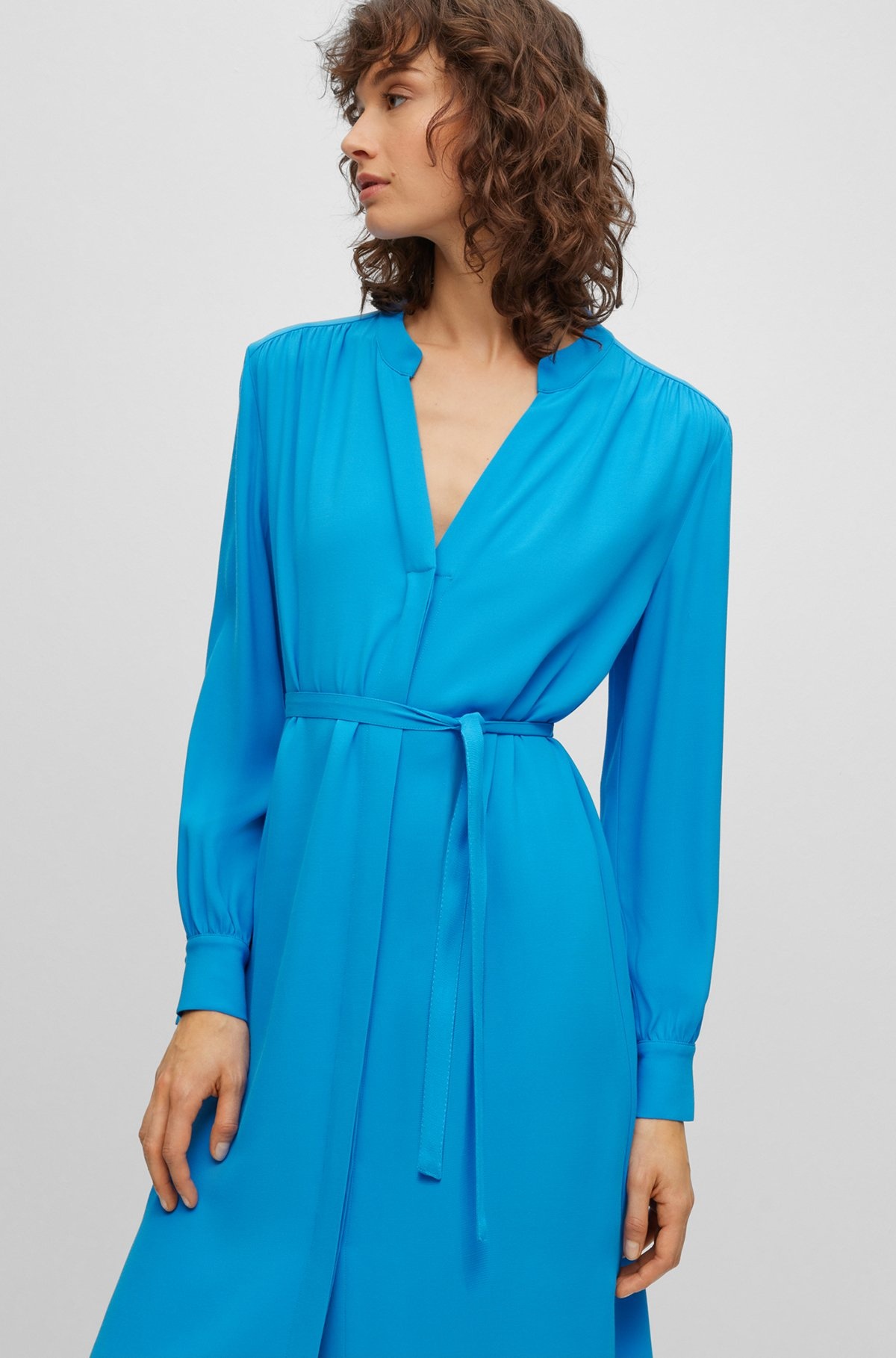 BELTED DRESS WITH COLLARLESS V NECKLINE AND BUTTON CUFFS - 5