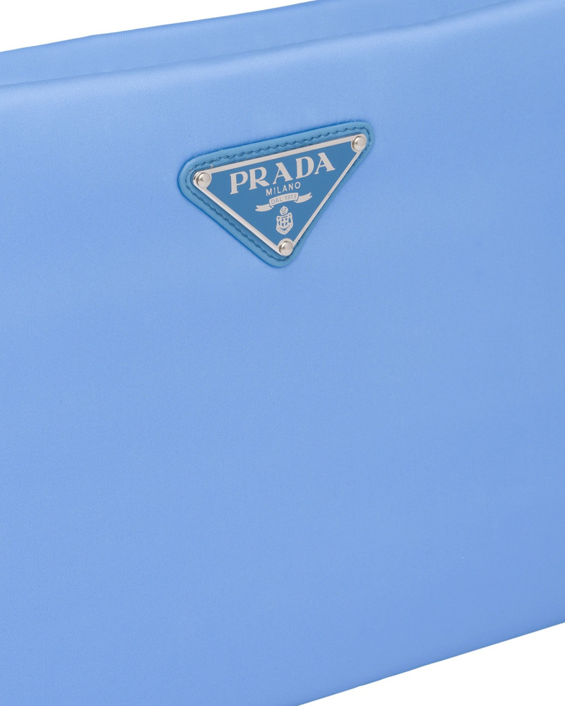 Medium Padded nylon clutch 6