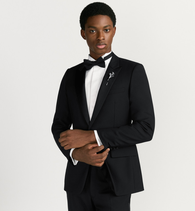 Dior Lily of the Valley Brooch outlook