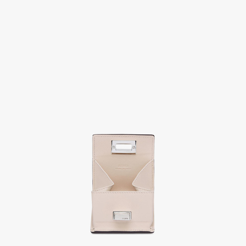 White leather coin purse 3