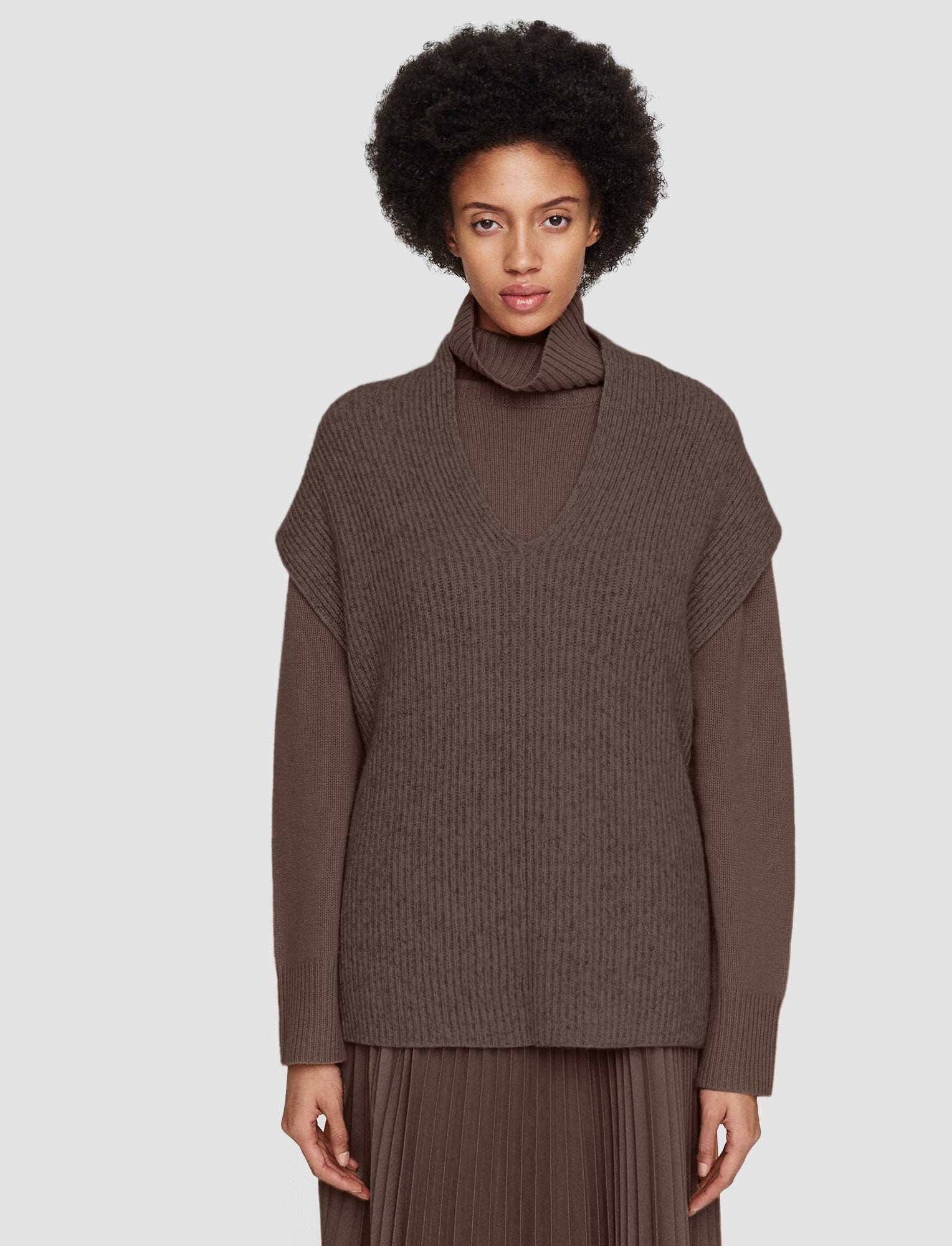 Luxe Cashmere Vest - 3
