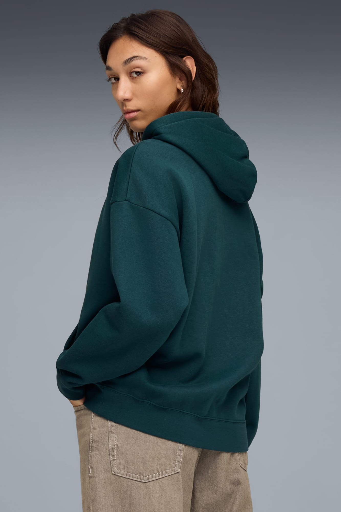 PUMA Essentials Women's Oversized Hoodie - 4