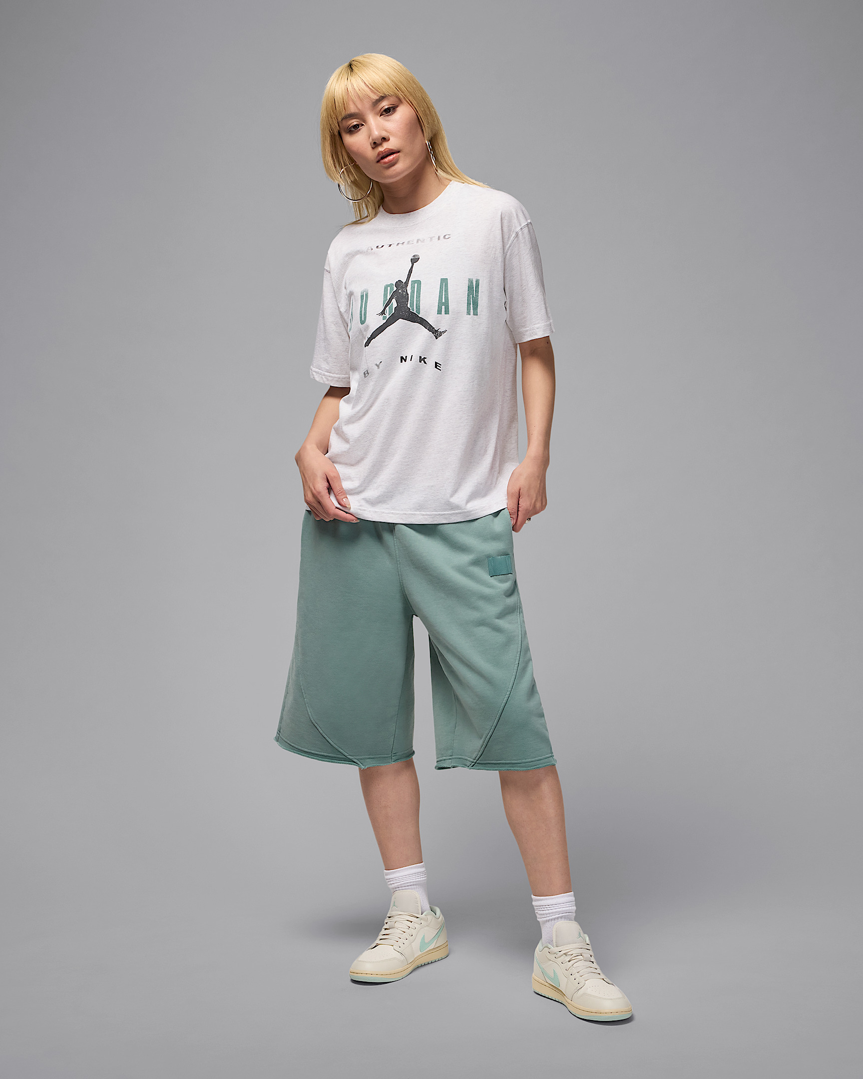 Jordan Flight Women's Graphic T-Shirt - 5