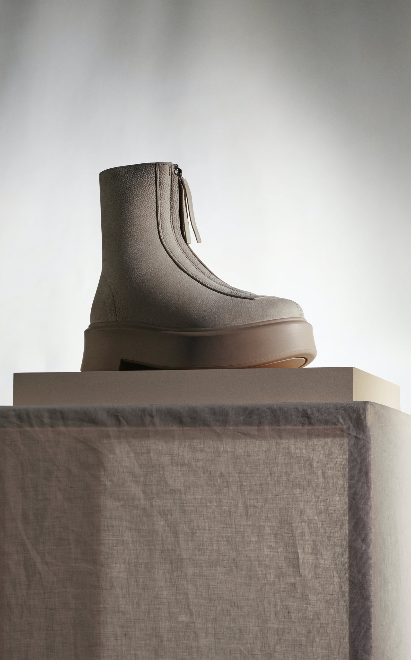 Zipped Boot I ivory - 2