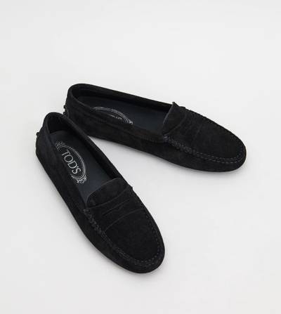 Tod's GOMMINO DRIVING SHOES IN SUEDE - BLACK outlook
