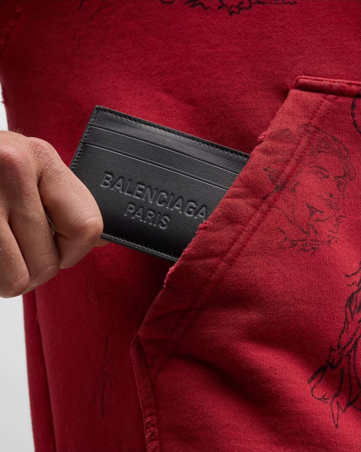 Men's Duty Free Embossed Logo Leather Card Holder - 2