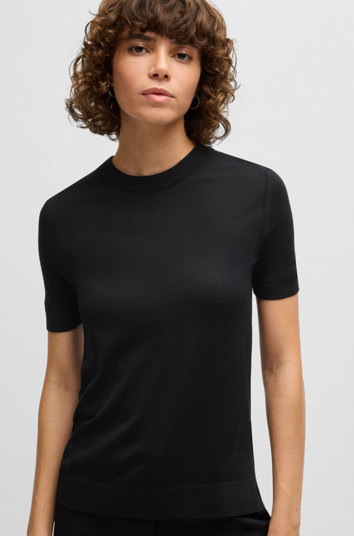 SHORT-SLEEVED SWEATER IN MERINO WOOL - 5