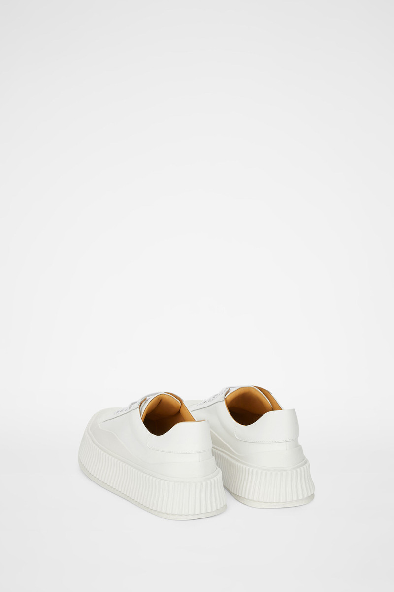 Sneakers 3