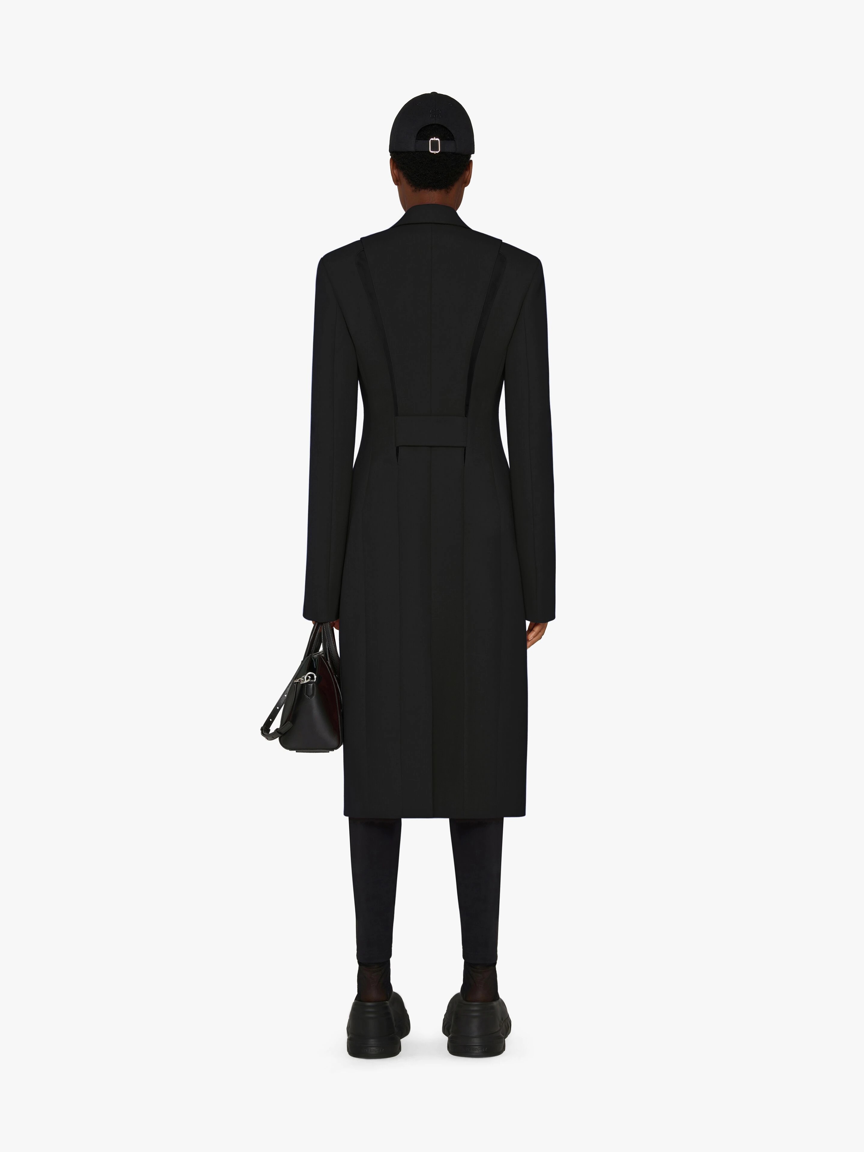 COAT IN LIGHTWEIGHT WOOL WITH PADLOCK - 4