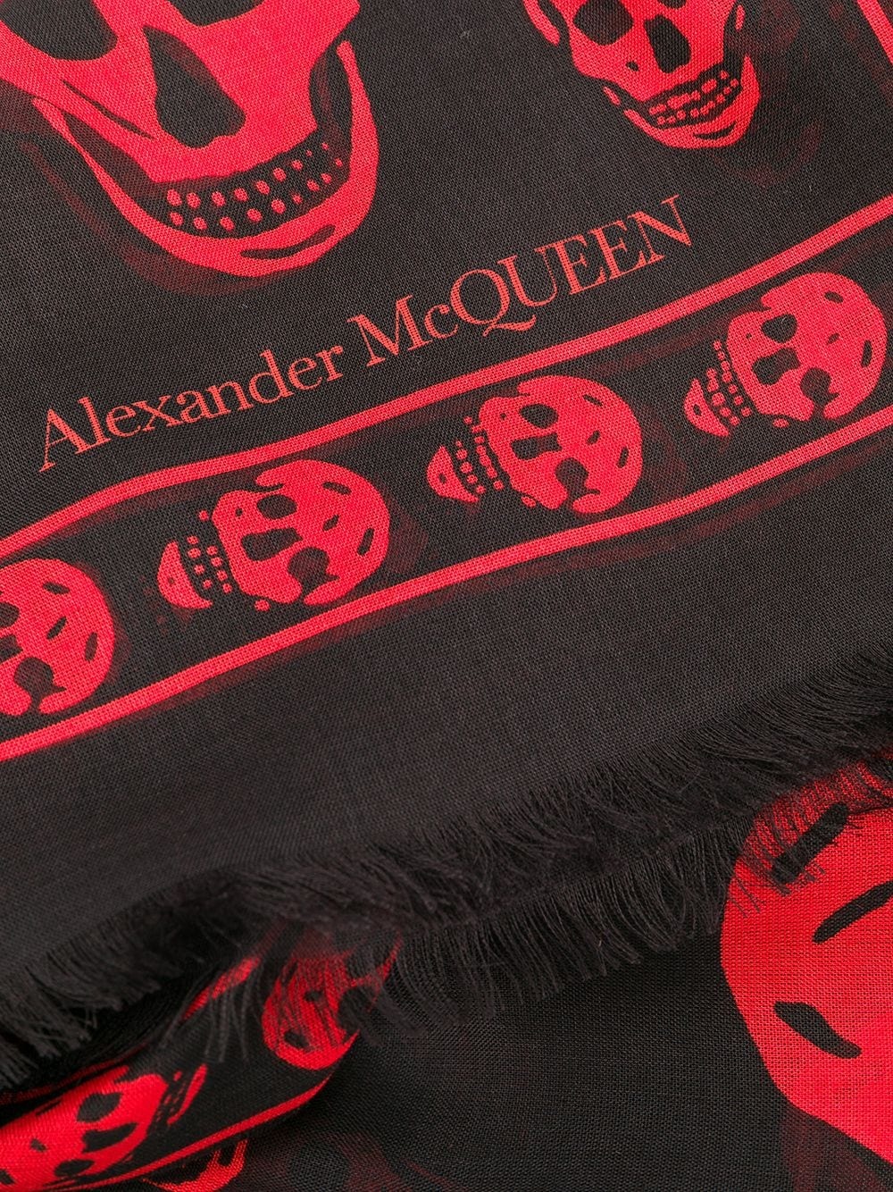 Skull scarf - 3