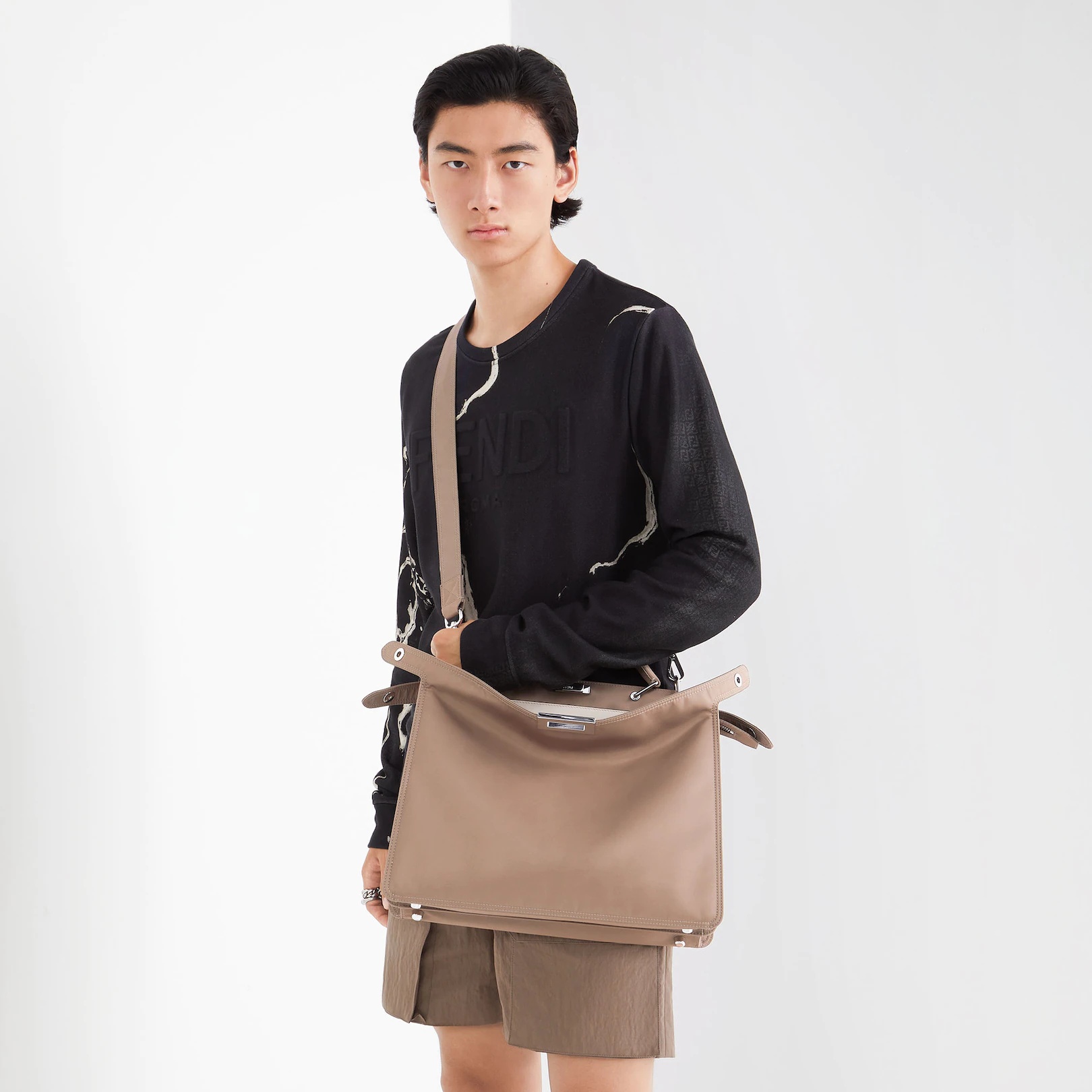 Beige nylon bag - 7