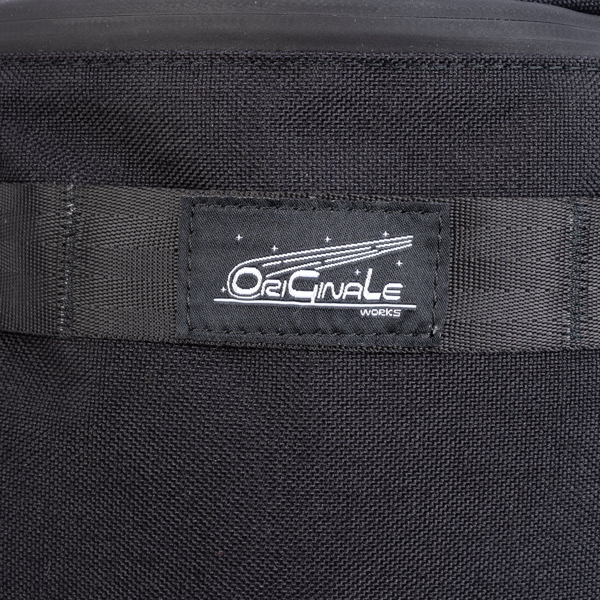 OGL Originale Tech Material Cross Body Pouch - Black - 7