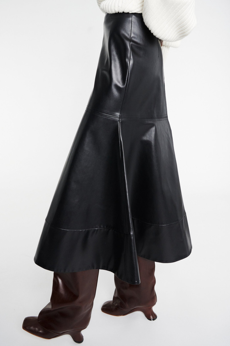 FLARED HEM SKIRT BLACK 3