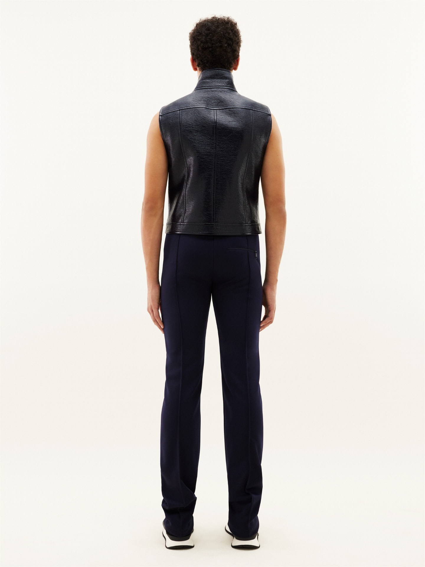 VINYL SLEEVELESS JACKET - 4