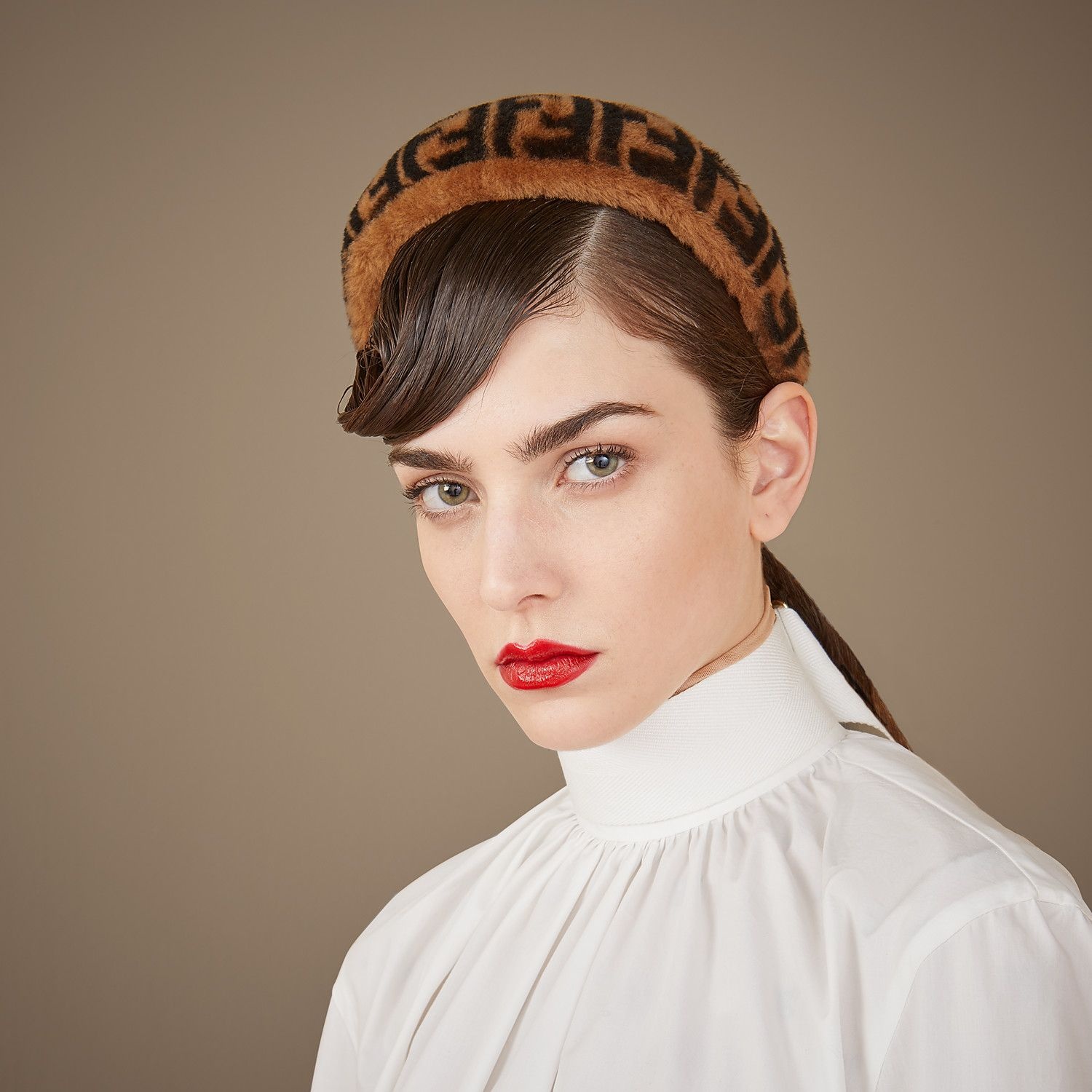 Brown shearling headband - 2