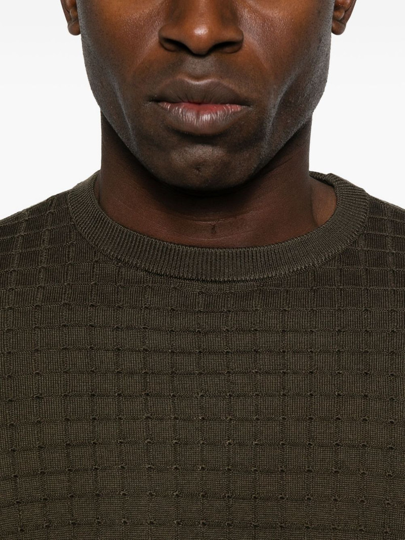 textured round-neck sweater 4