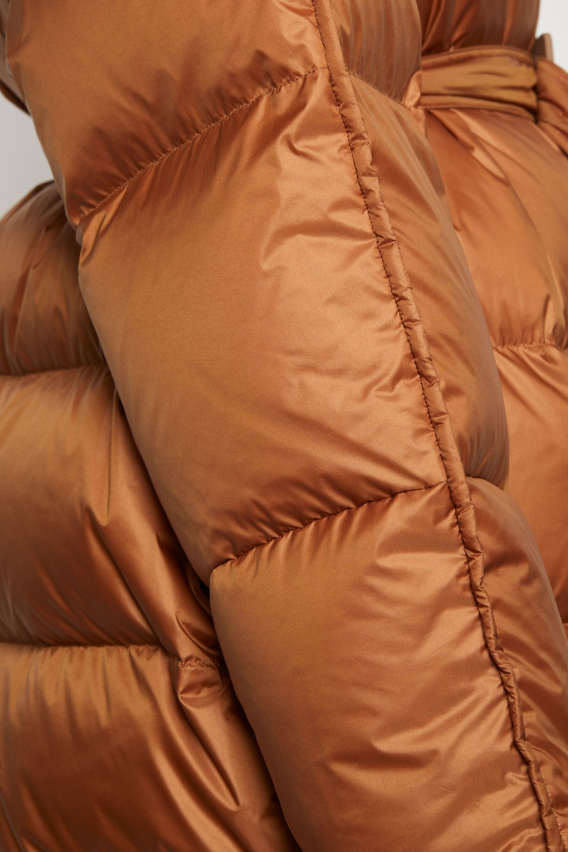 Belted puffer coat mink brown 7