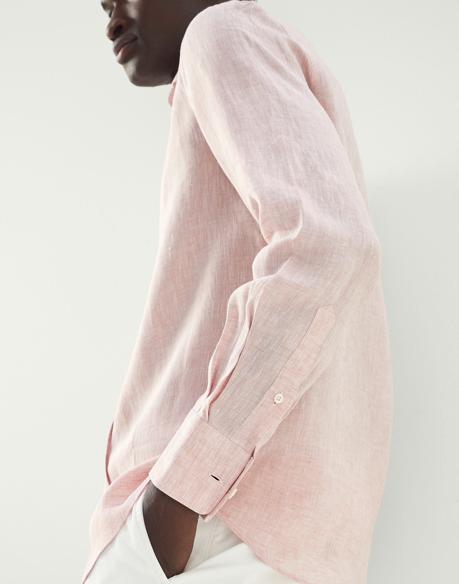 Linen easy fit shirt with spread collar - 3