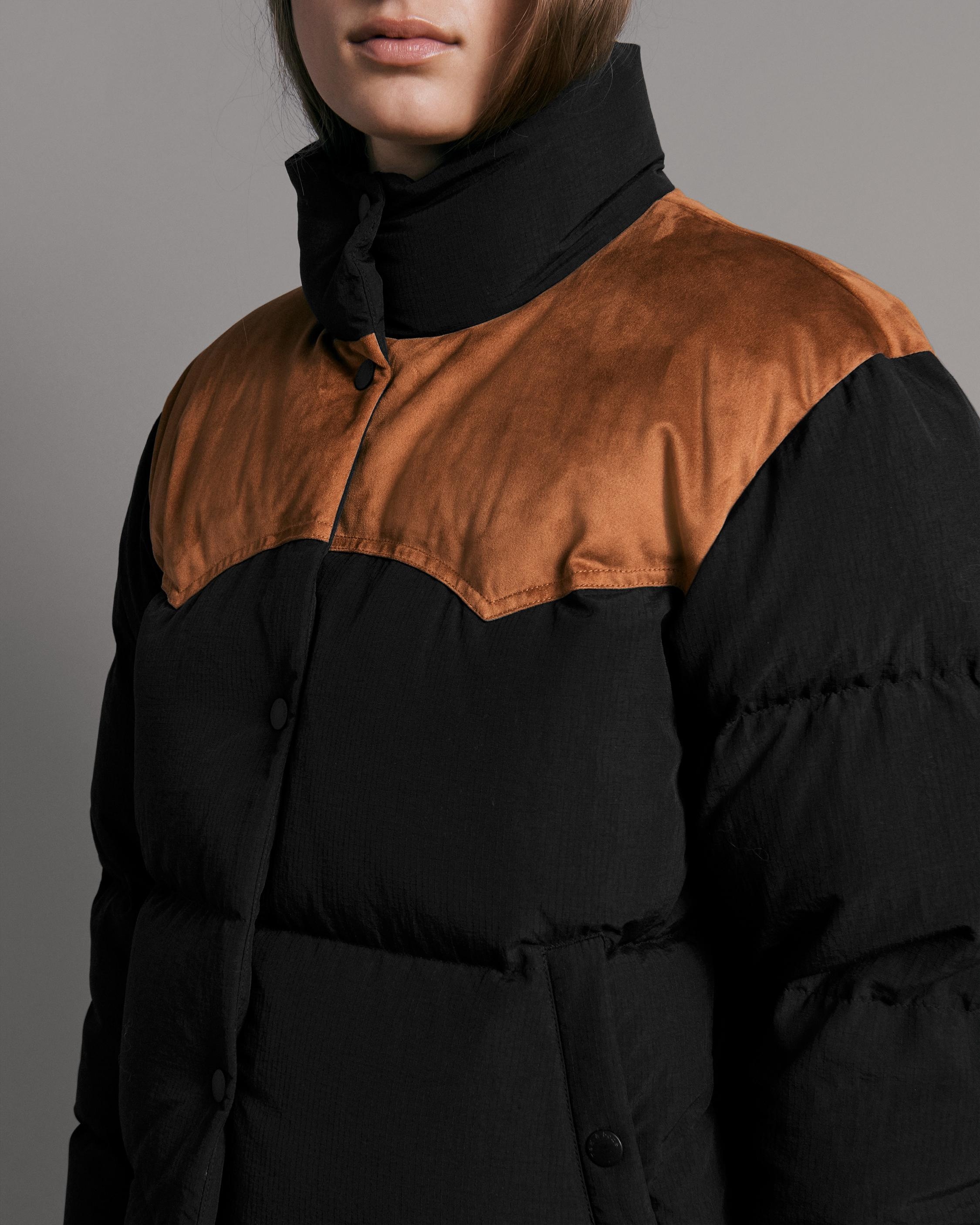 Cal Nylon Puffer Coat
Relaxed Fit Coat - 6