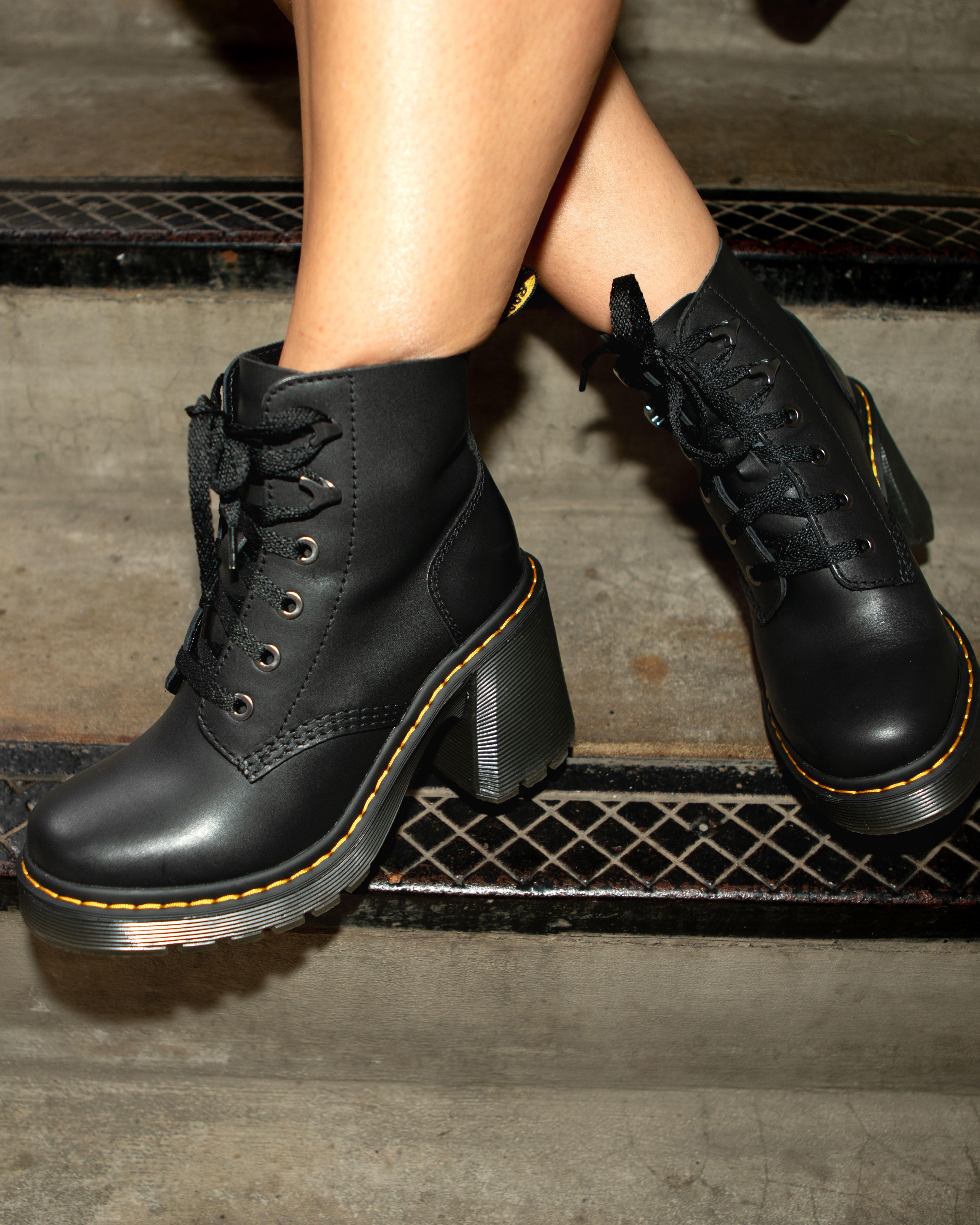 Jesy Sendal Leather Lace Up Flared Heel Boots - 10