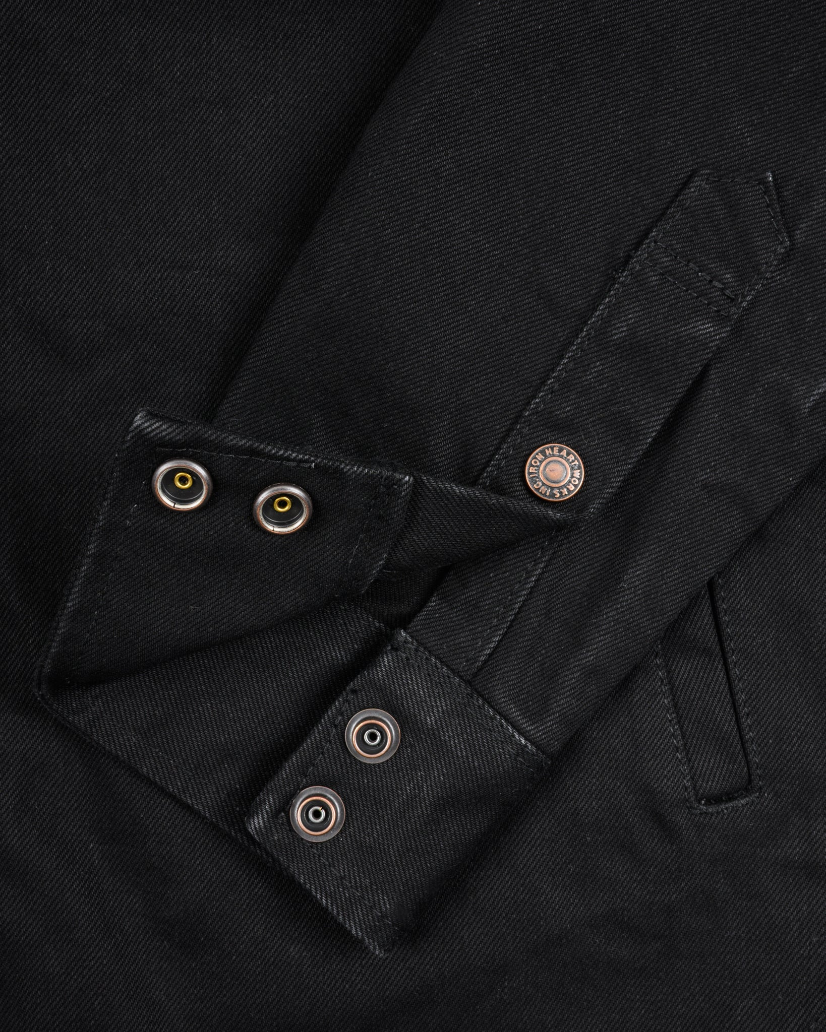 IHSH-362-BLK 16oz Non-Selvedge Denim CPO Shirt - Superblack (Fades To Grey) - 10
