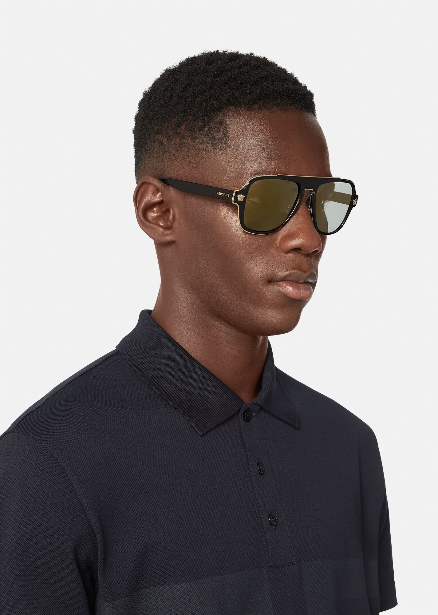 Medusa Retro Charm Sunglasses - 4