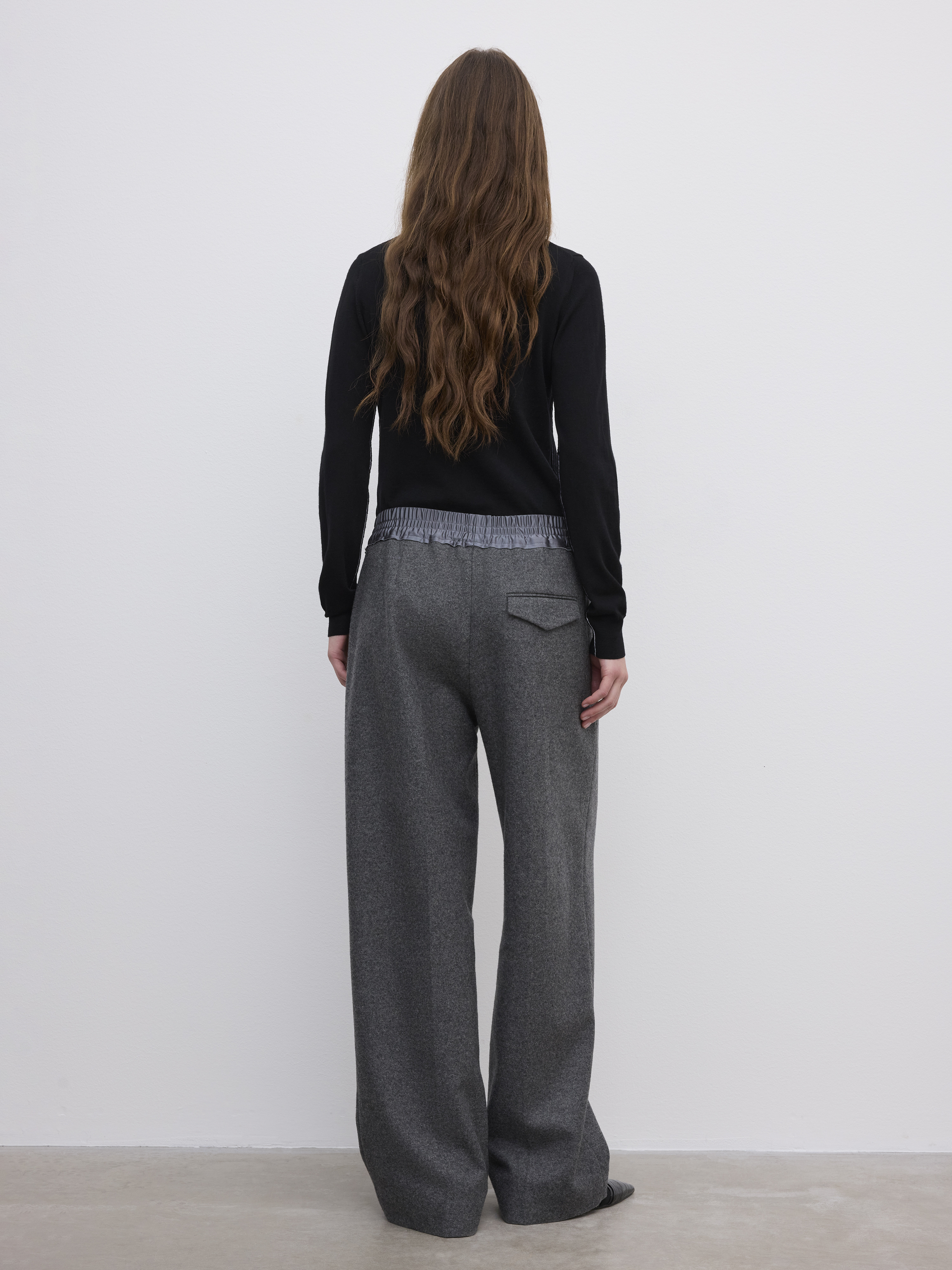 Relaxed Wool Trouser - 4
