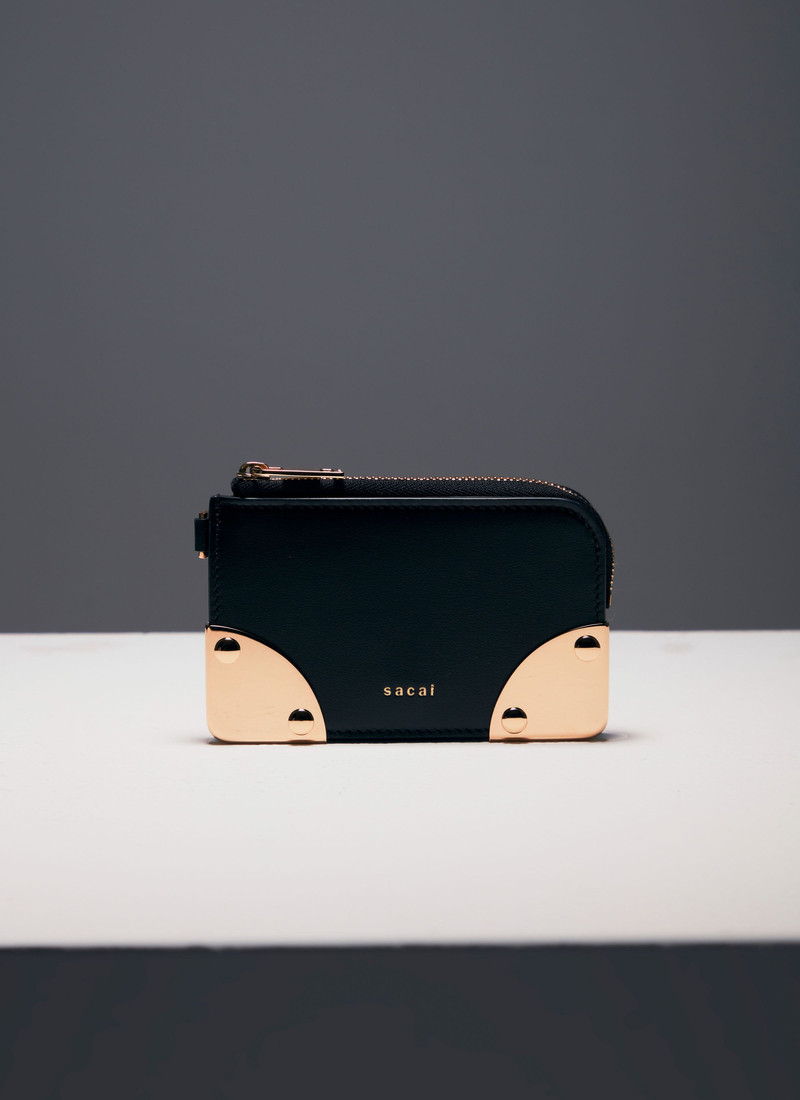 Corner Metal Fragment Case 4