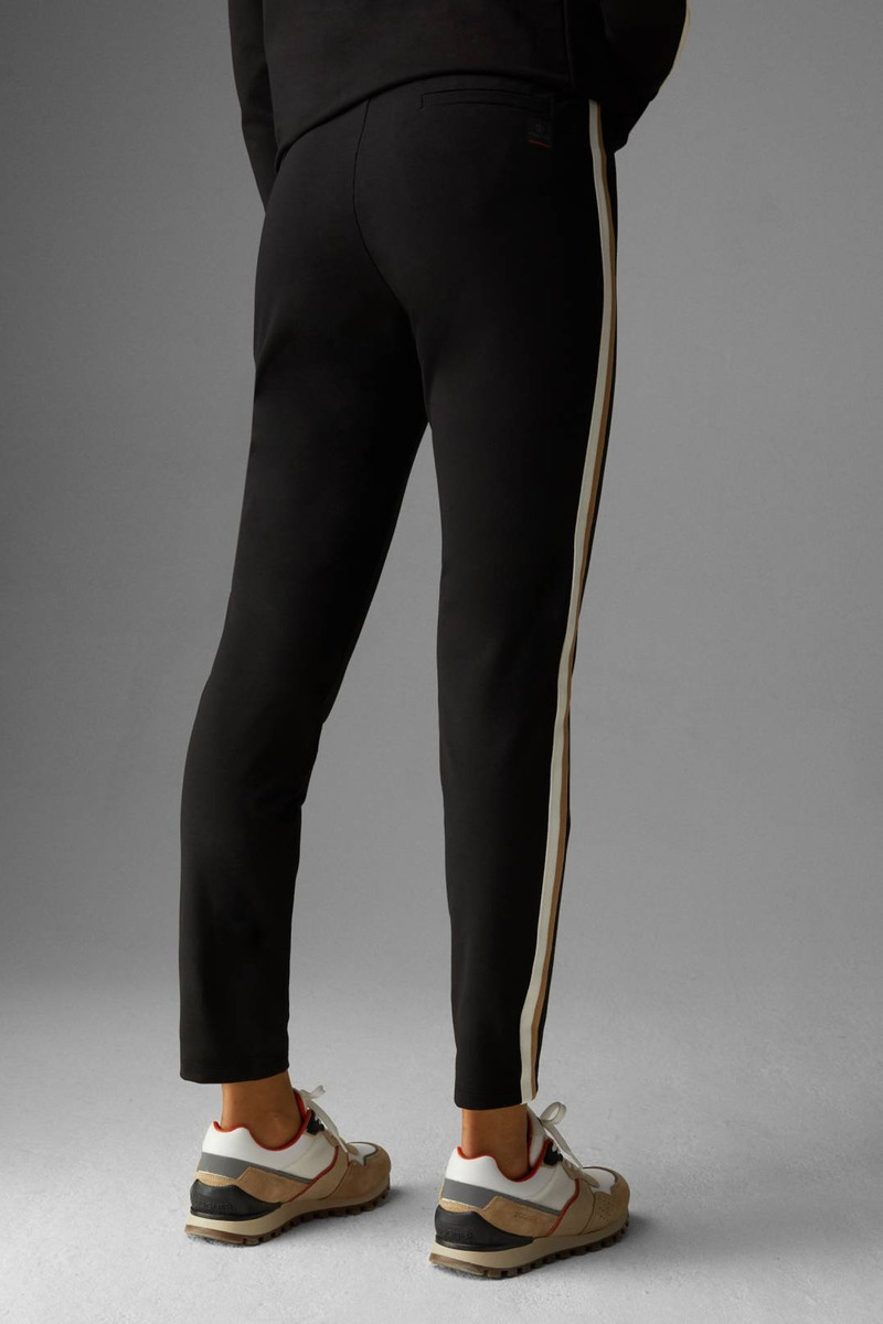 THEA JOGGING PANTS IN BLACK 3