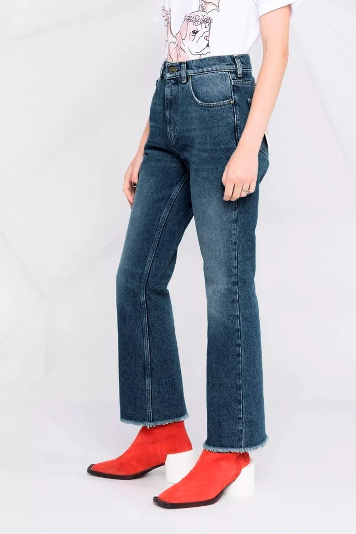 Used-effect hem detail - 2