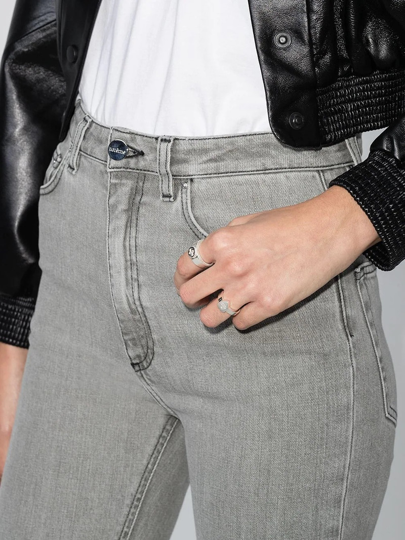 GUCCI engraved logo heart-shaped ring outlook