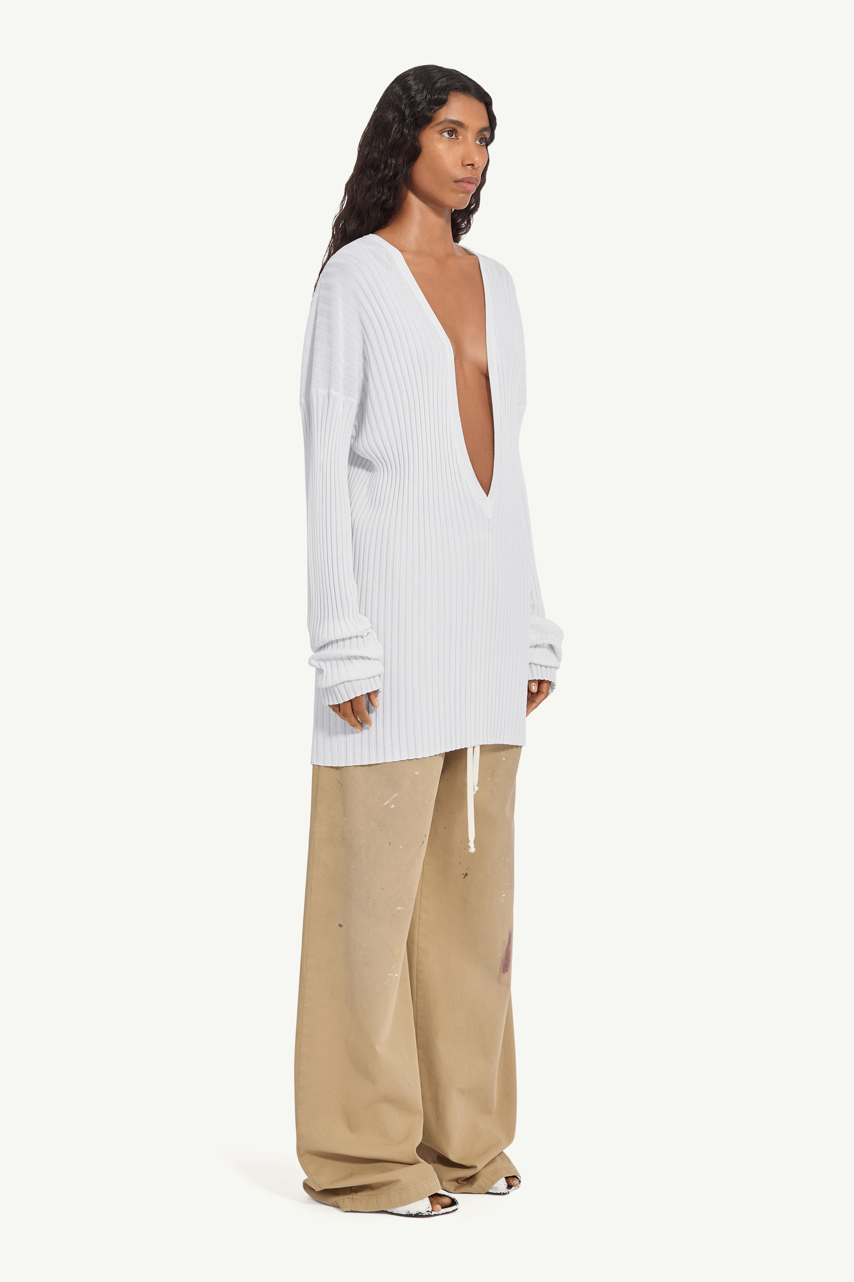 V-neck Knit - 3