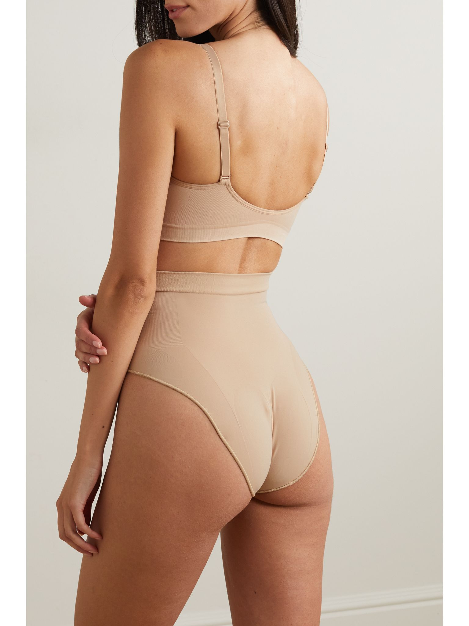 Seamless Sculpt Bralette - Mica Beige - 3