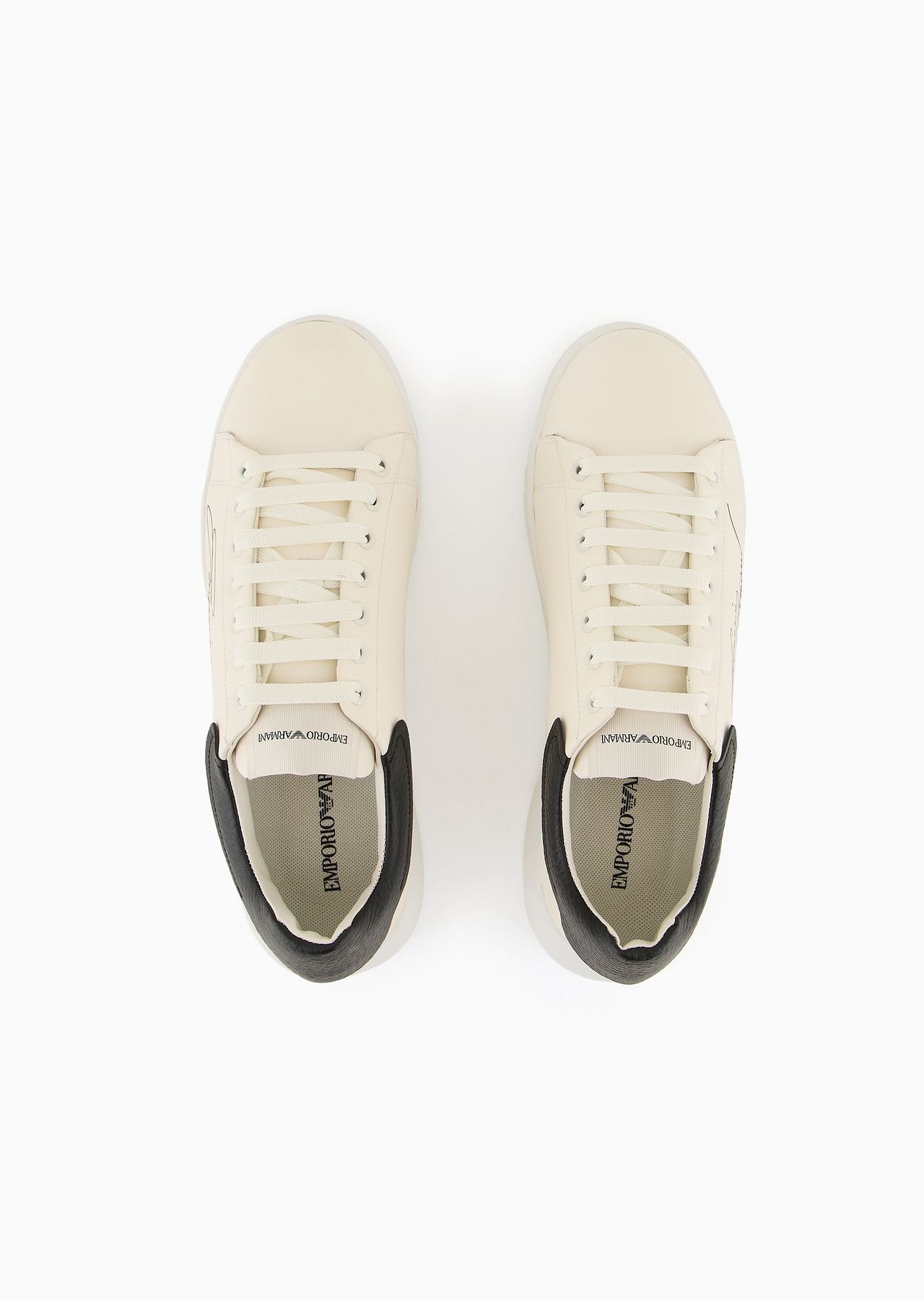 送関込☆EMPORIO ARMANI  ロゴ スニーカー ホワイト Leather sneakers with side logo | Emporio Armani