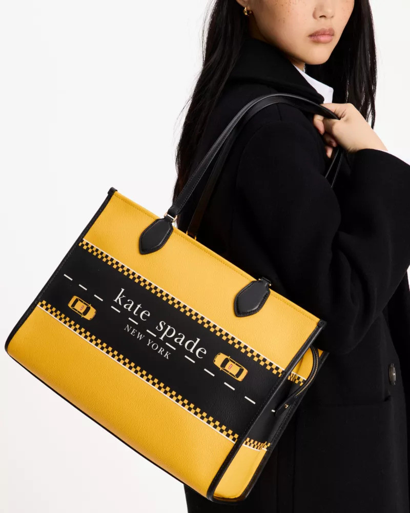 kate spade Manhattan Taxi Large Market Tote outlook