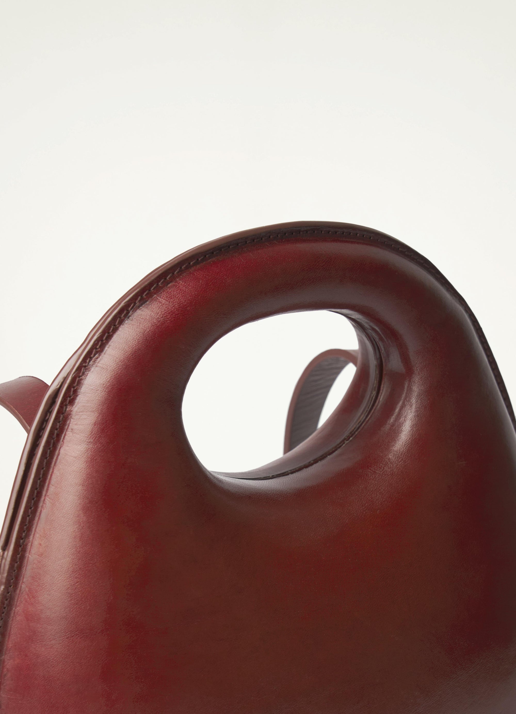 EGG BAG
VEGETAL TANNED LEATHER - 4