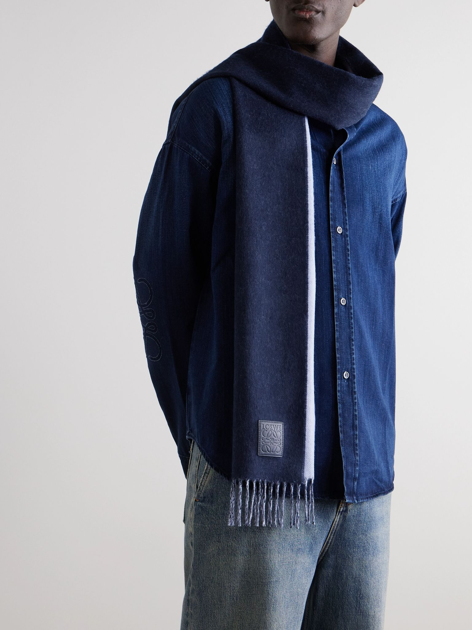Logo-Appliquéd Fringed Wool and Cashmere-Blend Scarf Navy - 2