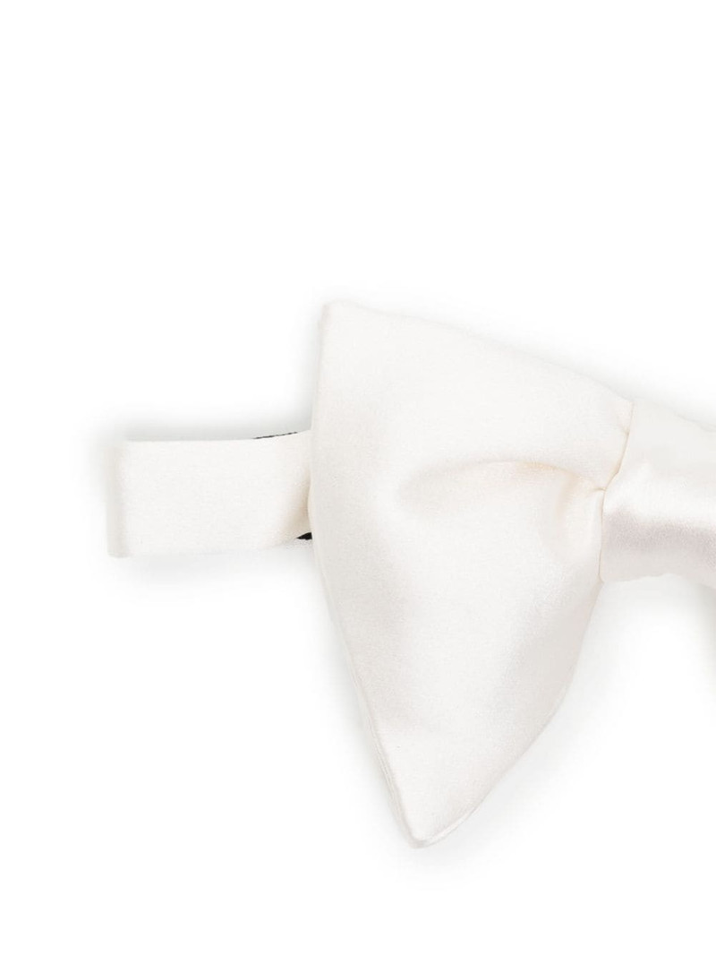 TOM FORD silk satin bow tie outlook
