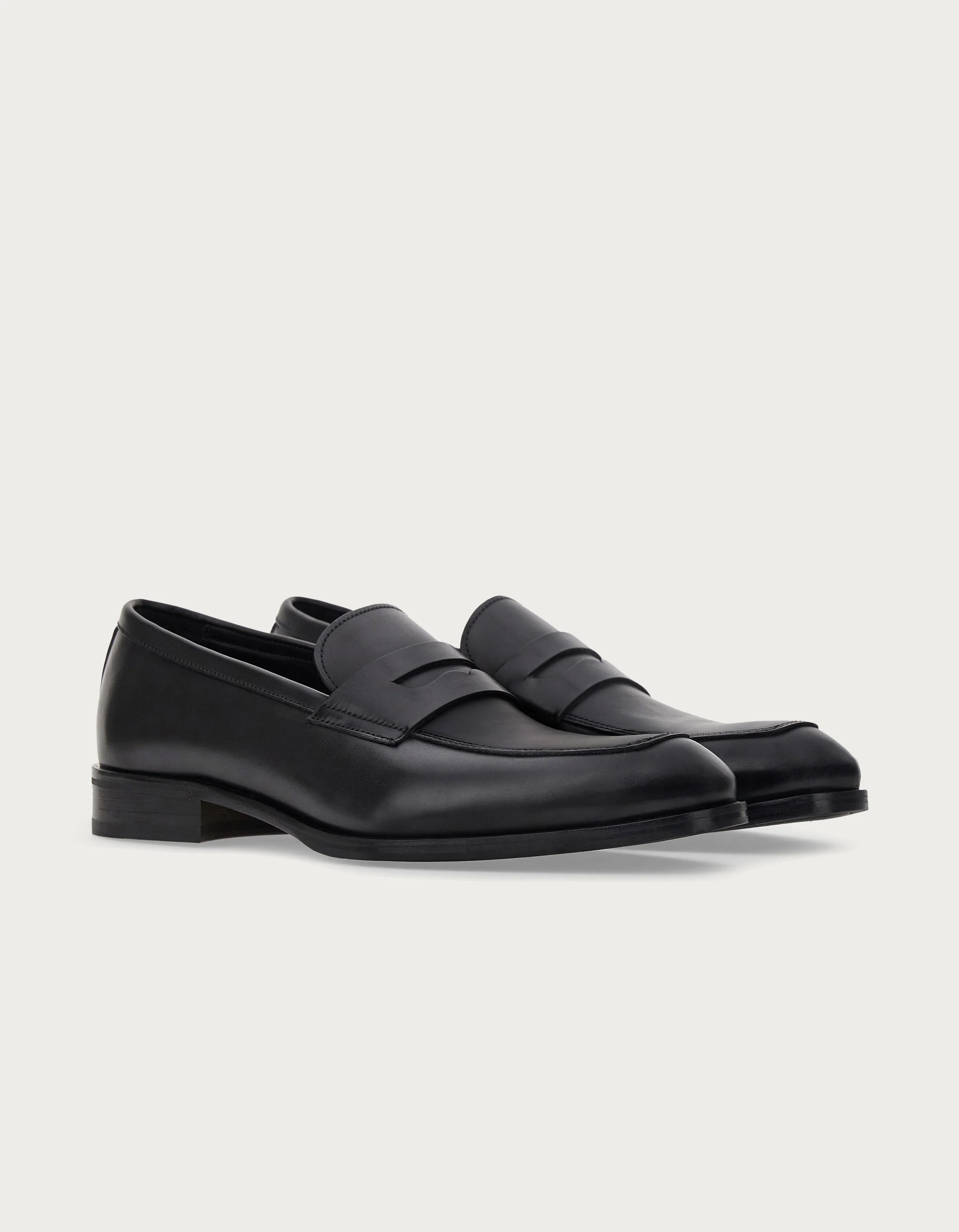 PENNY LOAFER IN BLACK ROUGH CALFSKIN - 1