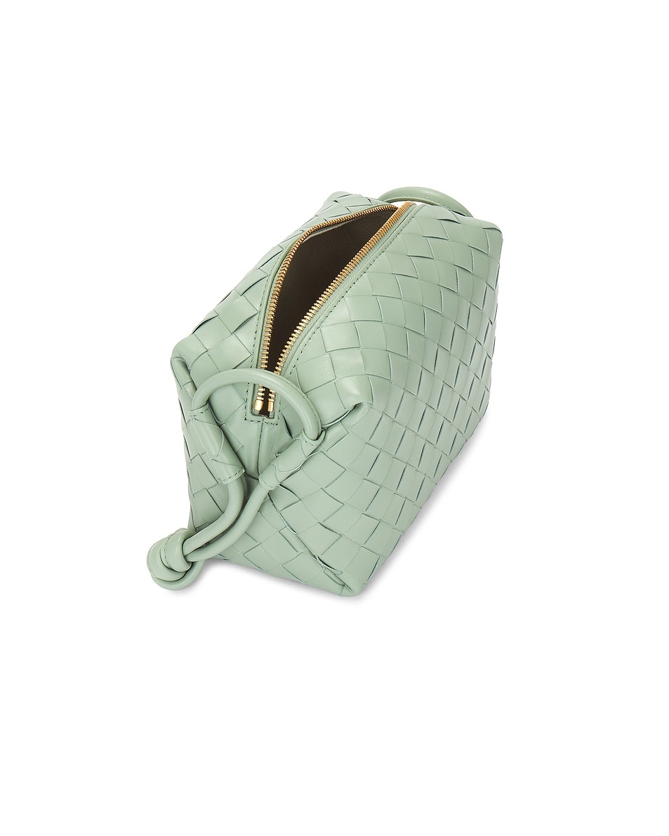 【関税込/国内発】◆ボッテガヴェネタ■スモールループBAG ブラックスモール ループ カメラバッグ| Bottega Veneta® 日本
