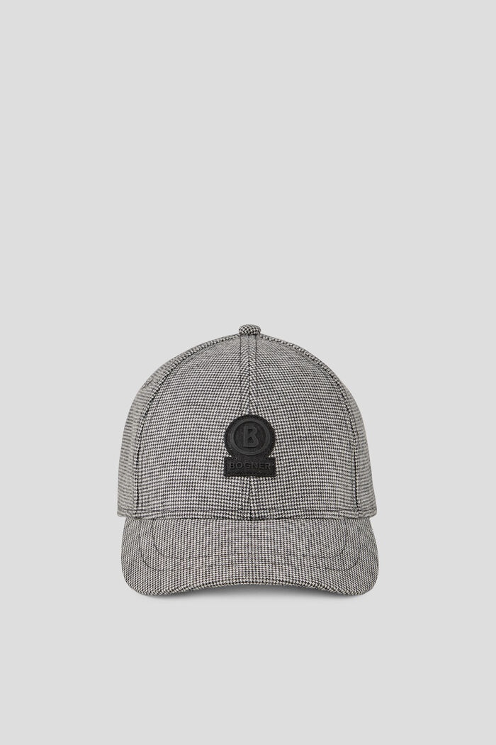 Mats Cap in Black/White - 2